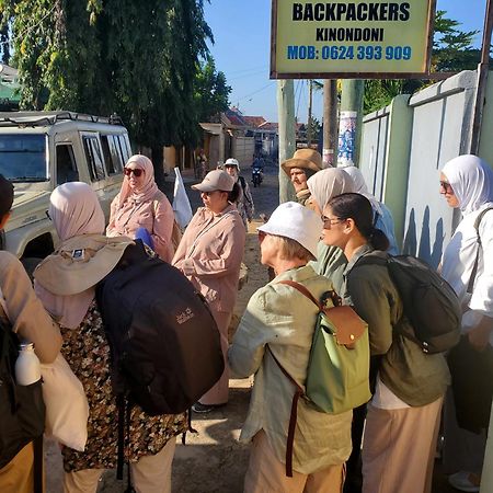 ダル・エス・サラーム L&J Modern Backpackers Kinondoni Bed & Breakfast エクステリア 写真